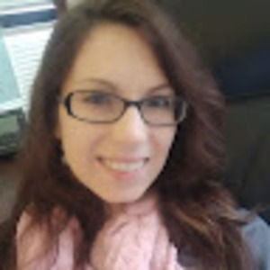 Meet your Posher, Hali